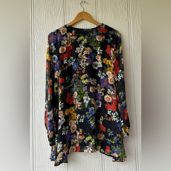 Jamie Tunic In Night Floral - Picture 5 of 11